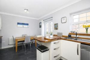 Kitchen/Diner- click for photo gallery